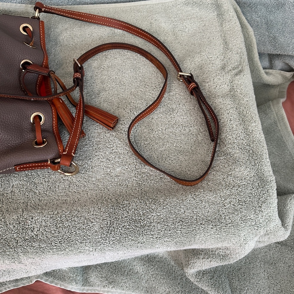 Dooney & Bourke Gray and Brown Leather Shoulder Bag - Picture 4 of 11